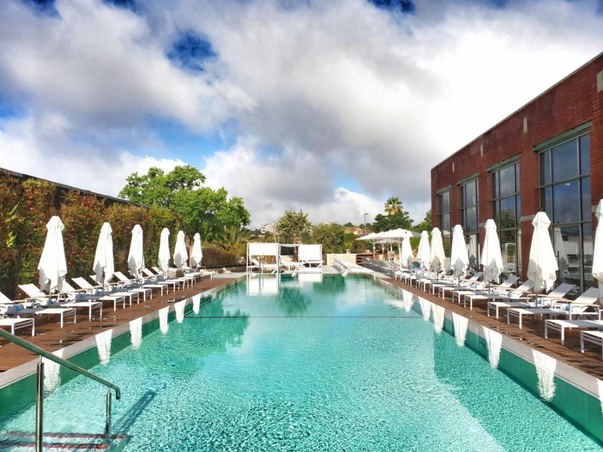 Cramim By Isrotel Exclusive Kiryat Anavim Buitenkant foto The pool at the hotel