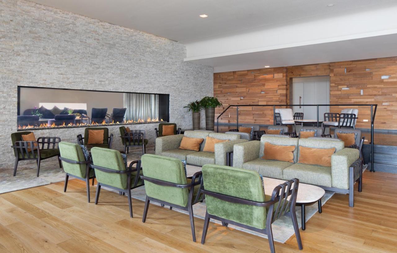 Cramim By Isrotel Exclusive Kiryat Anavim Buitenkant foto The lounge at the airport