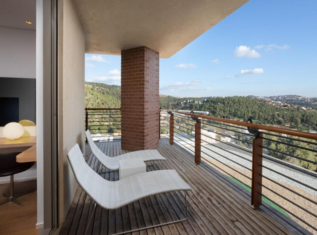 Cramim By Isrotel Exclusive Kiryat Anavim Buitenkant foto A balcony